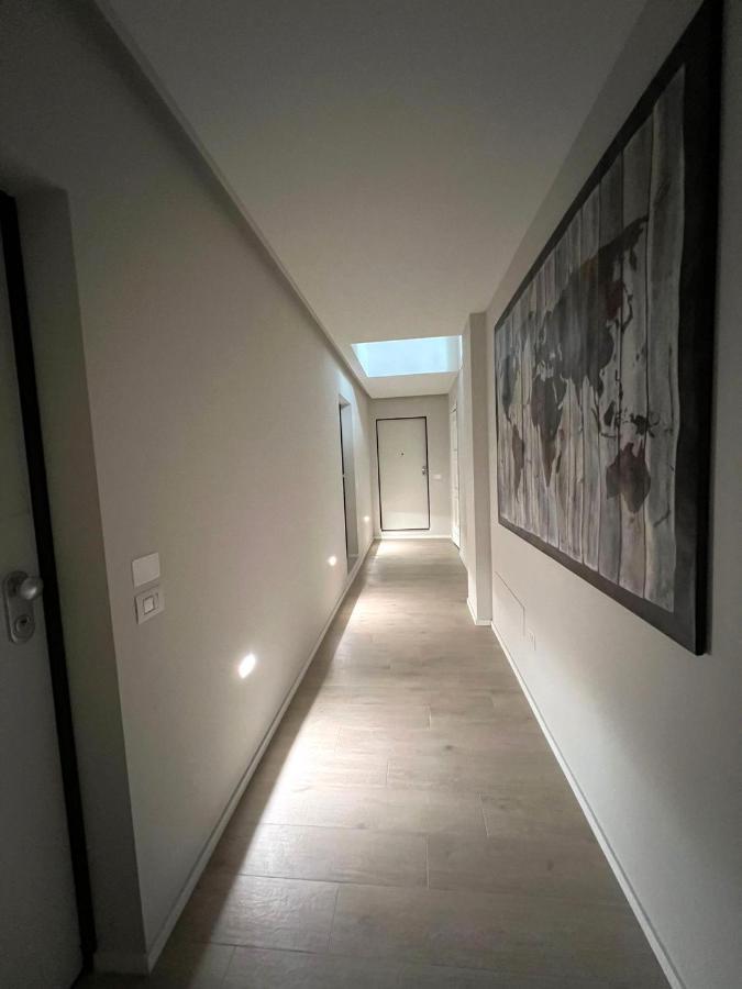Casa Dante: Oneglia Centro-Marina-Spiagge Apartment Imperia Bagian luar foto